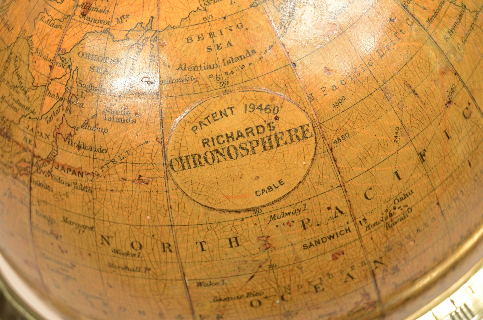 Antique globes-world maps/8029-Globe with Clock