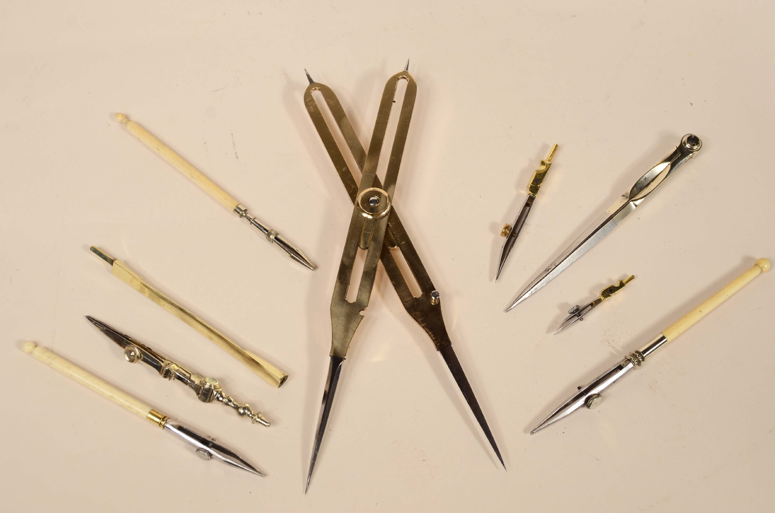 Antique measuring instruments/8031a-Compass Box