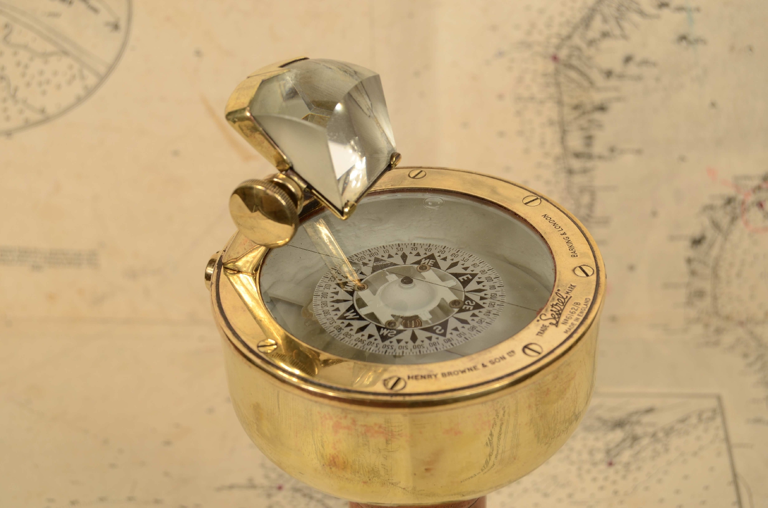 Antique compasses/8031c-Magnetic Bearing Compass