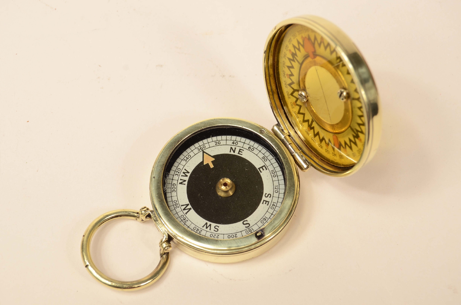 Antique compasses/8034-Pocket Compass