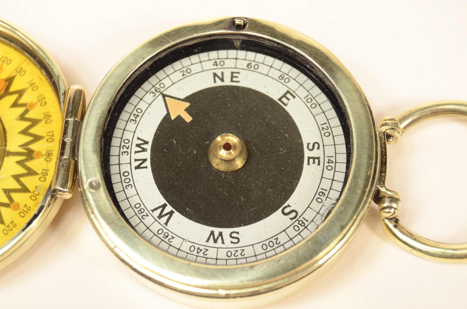 Antique compasses/8034-Pocket Compass