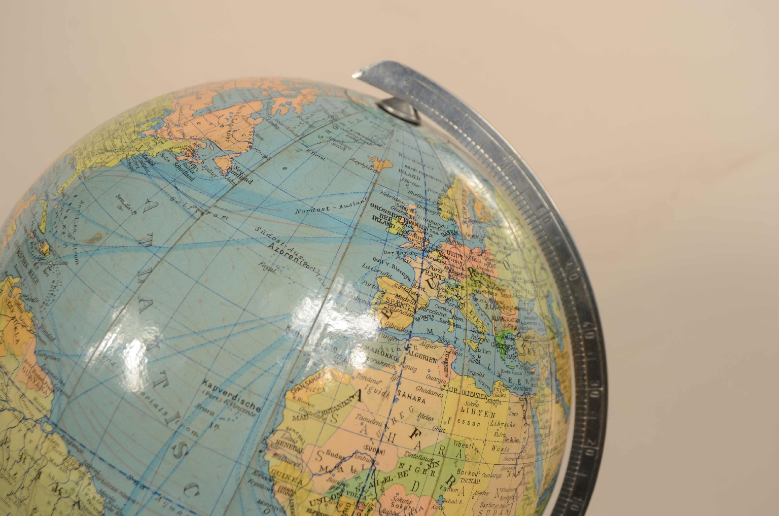 Antique globes-world maps/8046-Terrestrial Globe