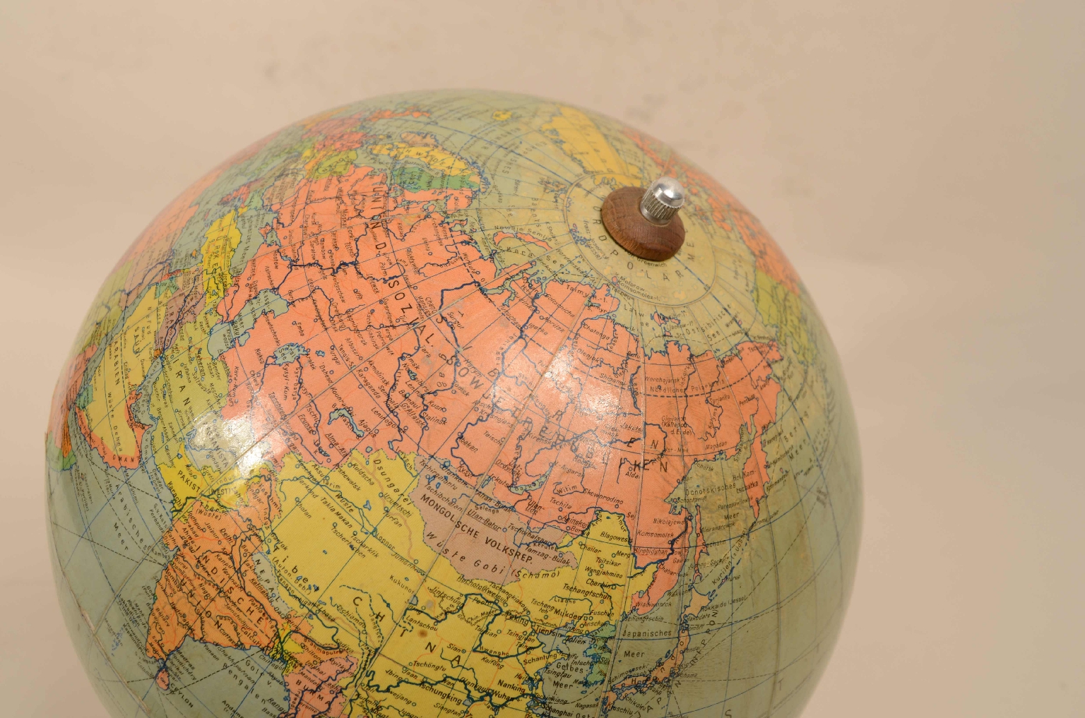 Antique globes-world maps/8052-Terrestrial Globe