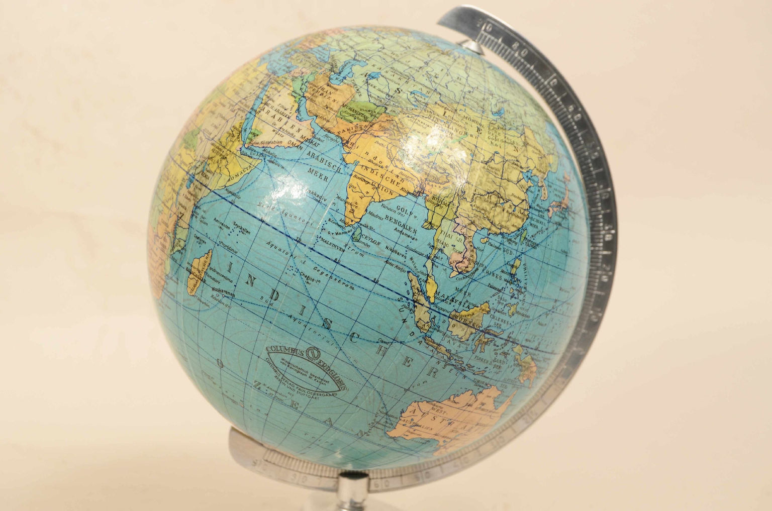 Antique globes-world maps/8059-Small Terrestrial Globe