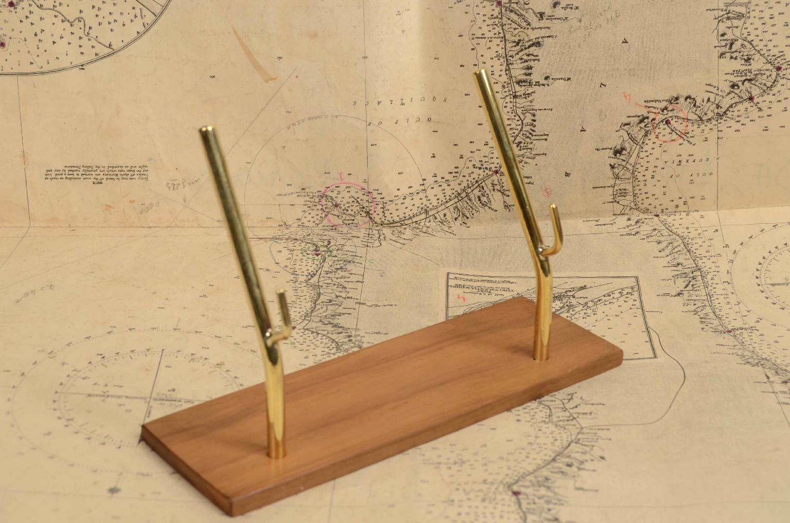 Nautical antiques/8070-Antique Sextant