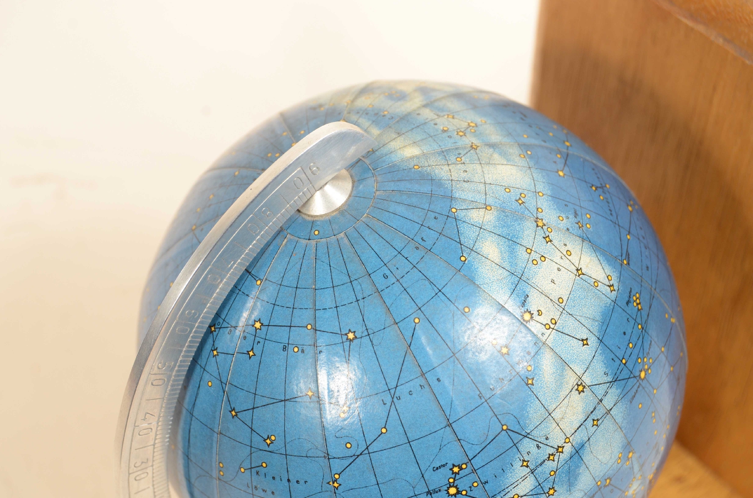 Antique globes-world maps/8102-Pair of bookends