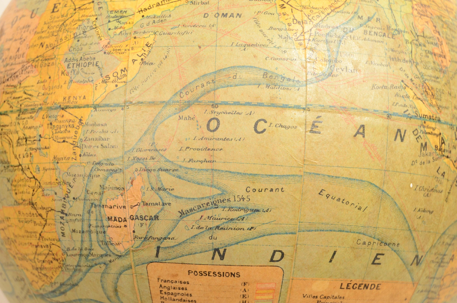 Antique globes-world maps/8103-Terrestrial Globe