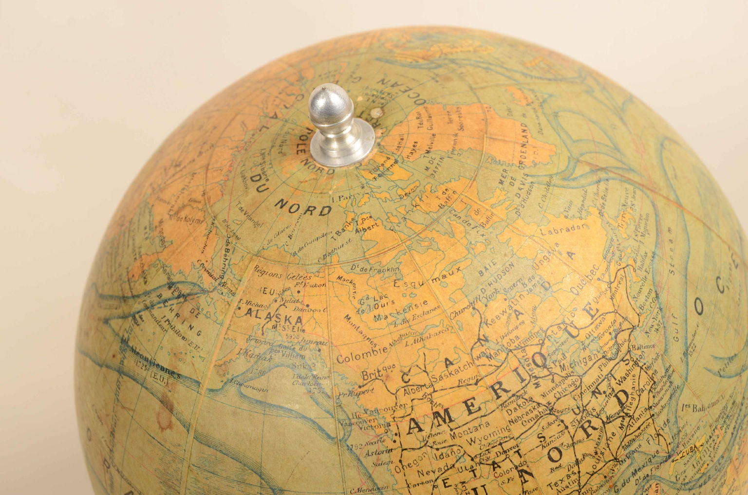 Antique globes-world maps/8103-Terrestrial Globe