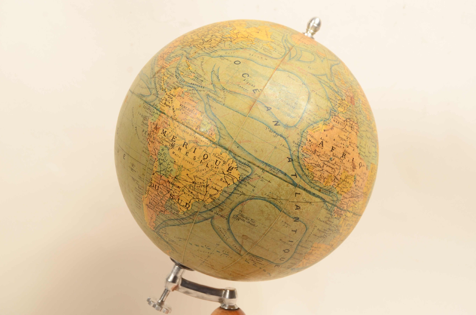 Antique globes-world maps/8103-Terrestrial Globe
