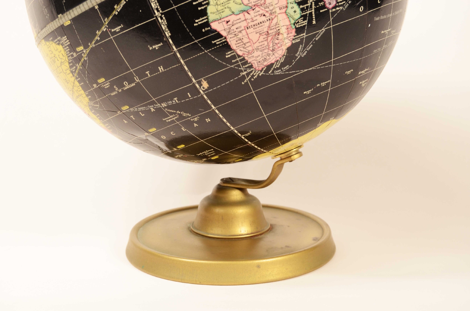 Antique globes-world maps/8109-Terrestrial Globe