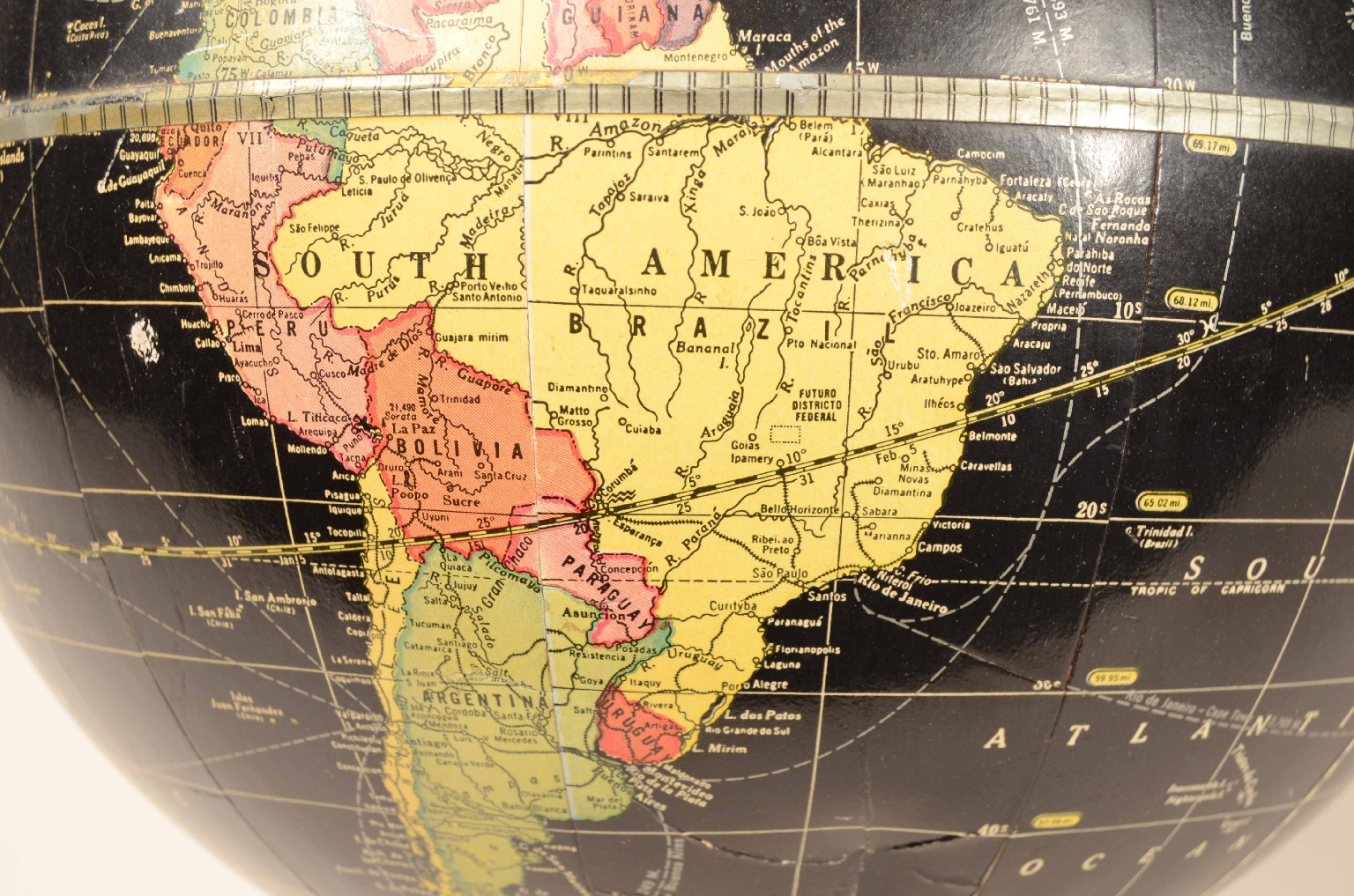 Antique globes-world maps/8109-Terrestrial Globe