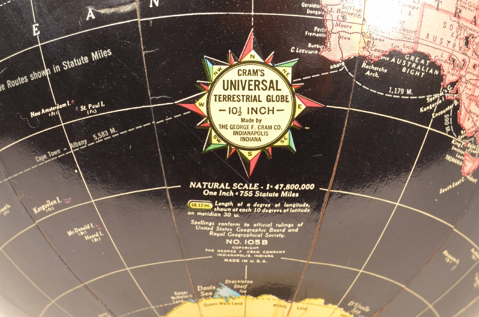 Antique globes-world maps/8109-Terrestrial Globe