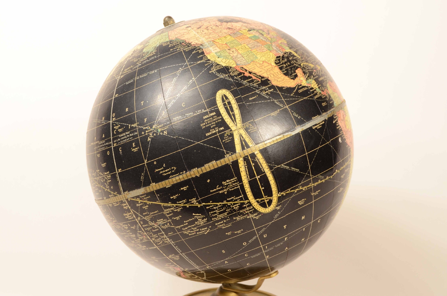 Antique globes-world maps/8109-Terrestrial Globe