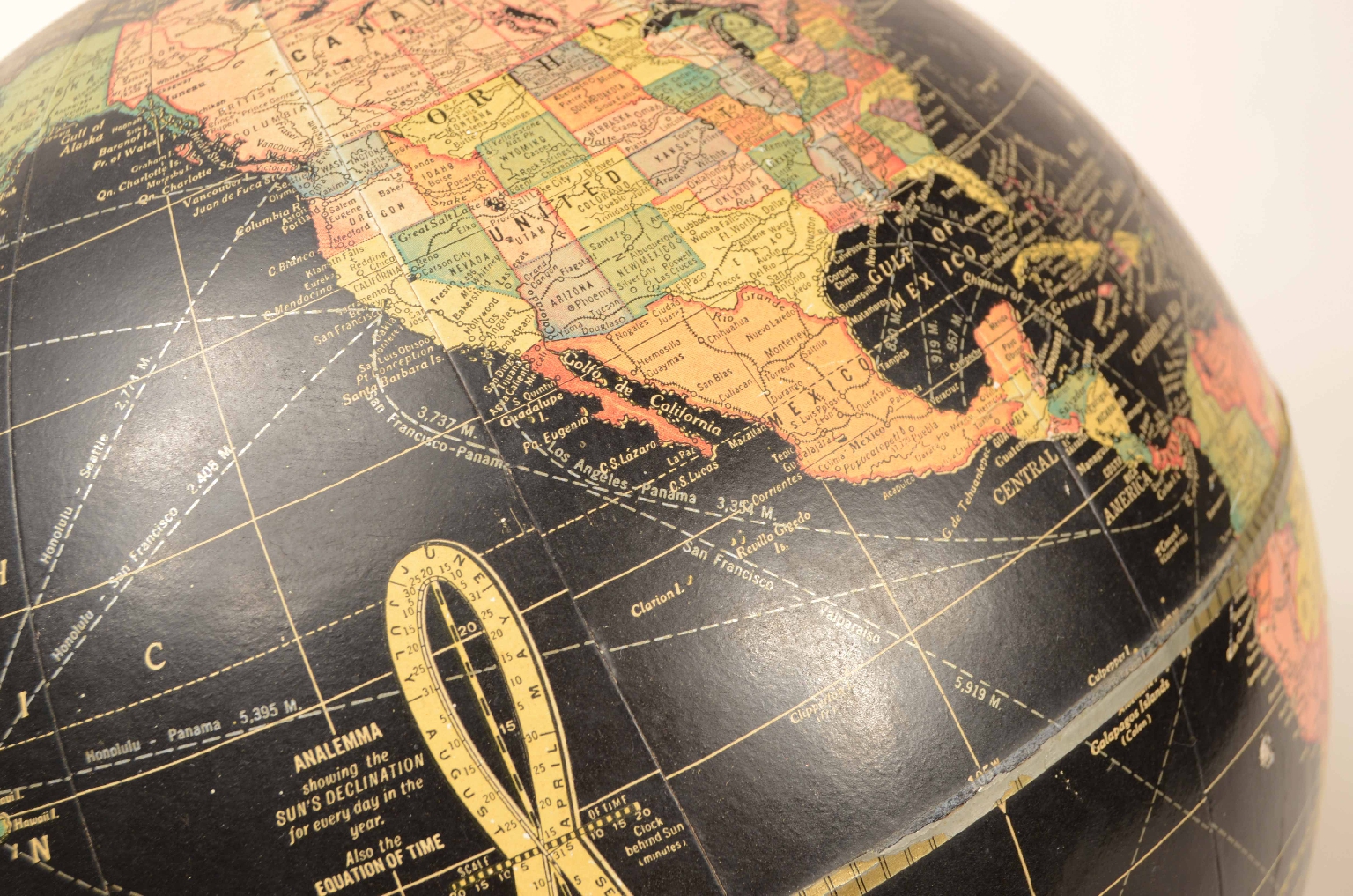 Antique globes-world maps/8109-Terrestrial Globe