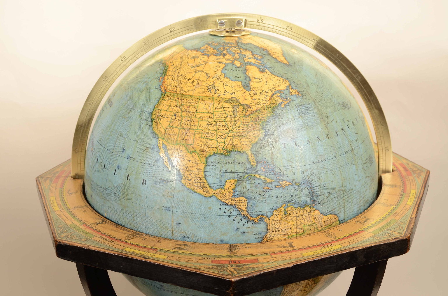 Antique globes-world maps/8113-Terrestrial Globe
