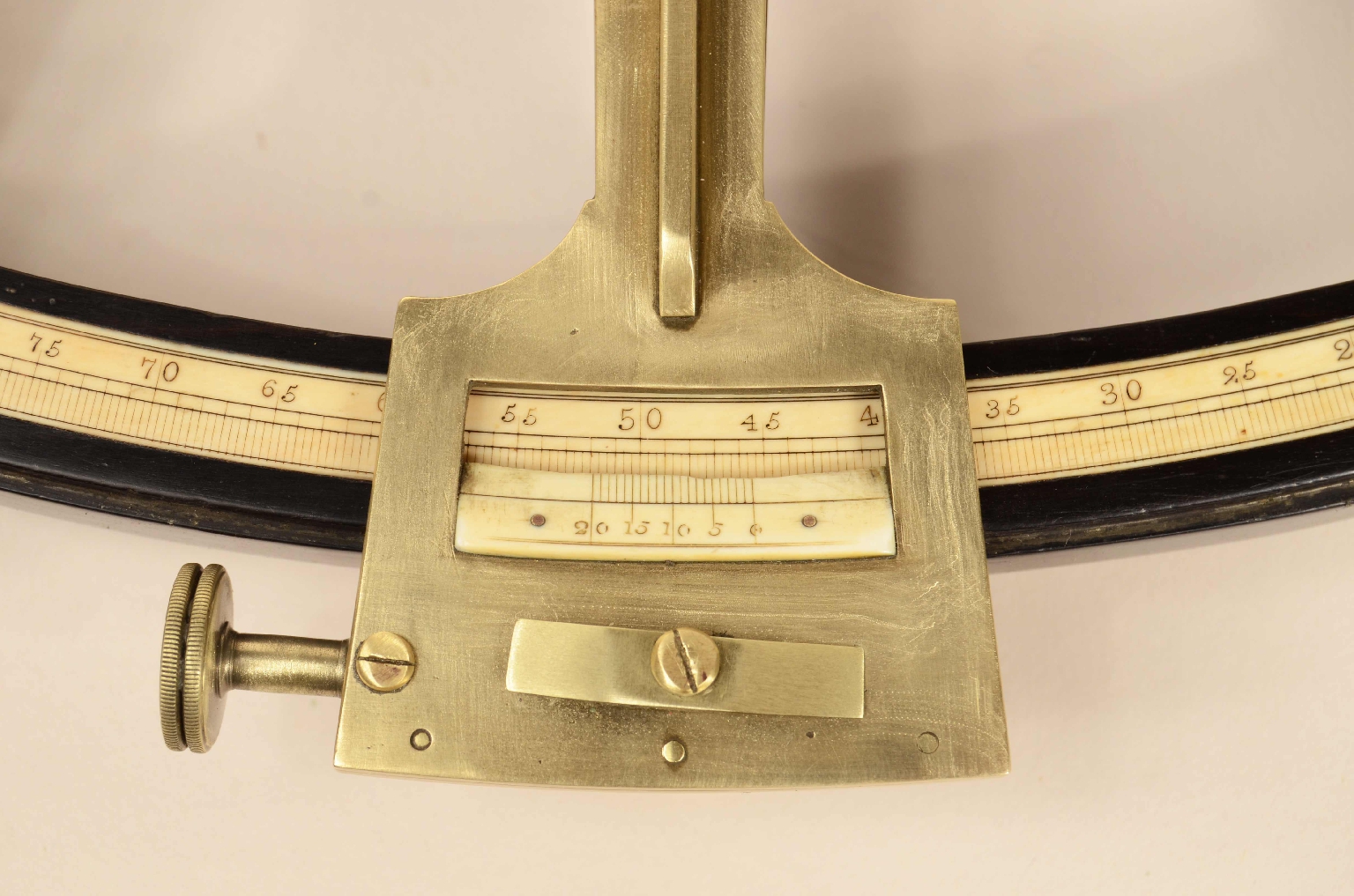 Nautical antiques/8114-Octant