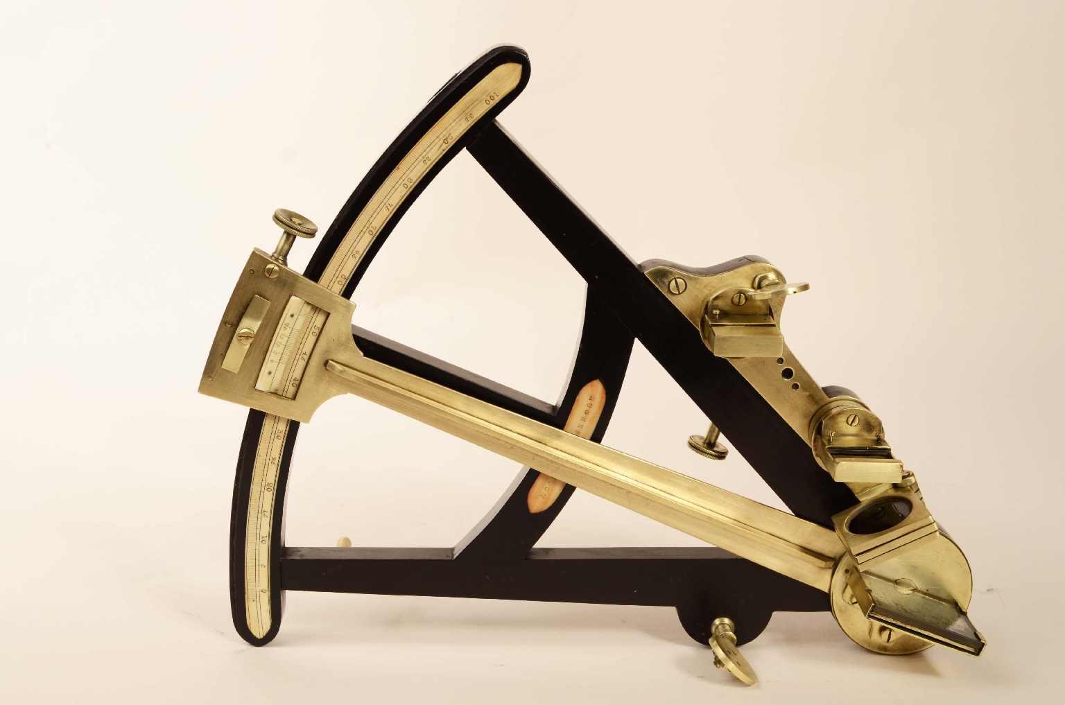 Nautical antiques/8114-Octant