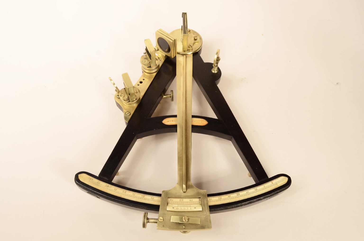 Nautical antiques/8114-Octant