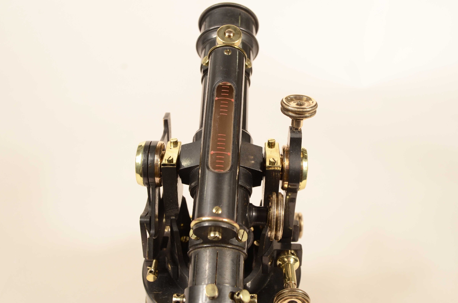 Antique measuring instruments/8130-Tacheometer