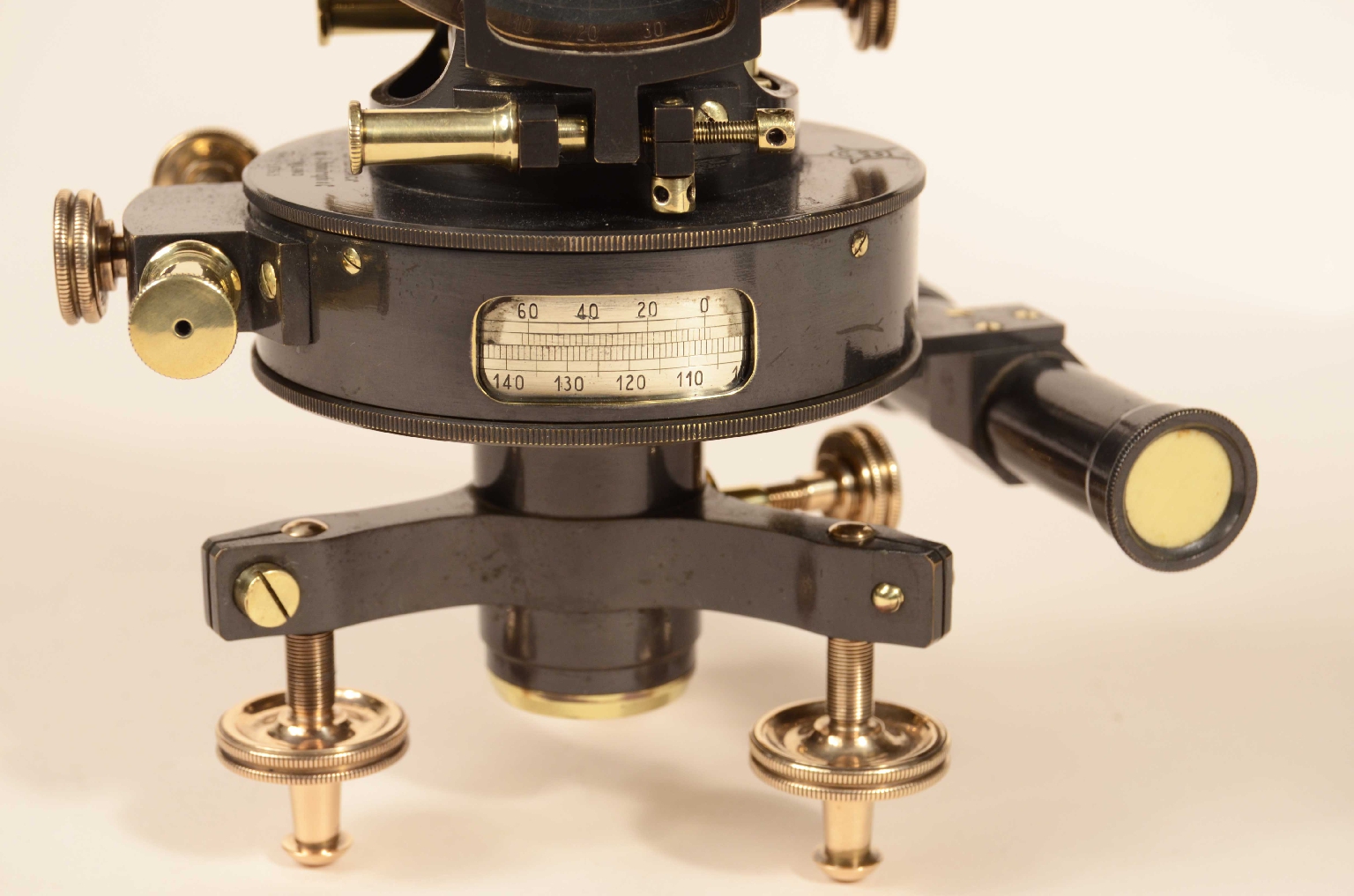 Antique measuring instruments/8130-Tacheometer