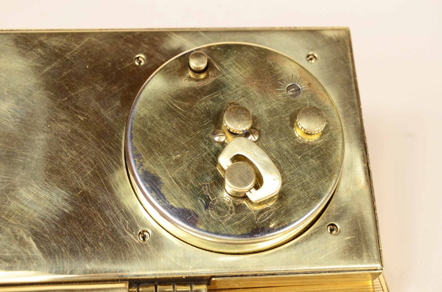 Antique barometers/8136-Barometric Station