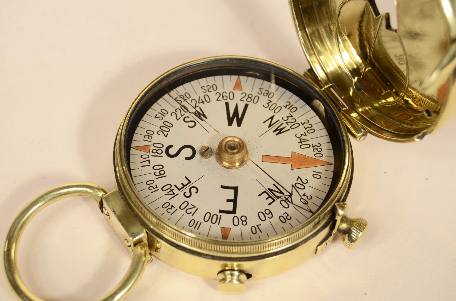 Antique compasses/8141-Magnetic Compass