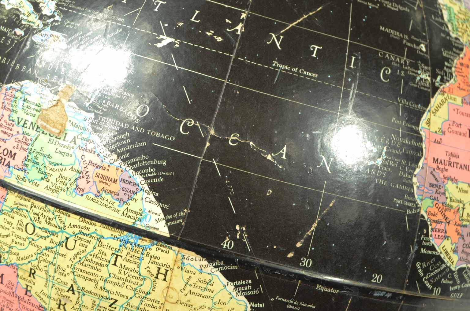 Antique globes-world maps/8148-Black Terrestrial Globe