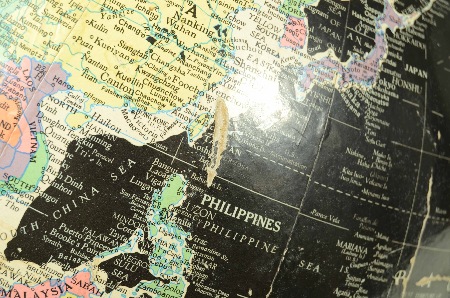 Antique globes-world maps/8148-Black Terrestrial Globe