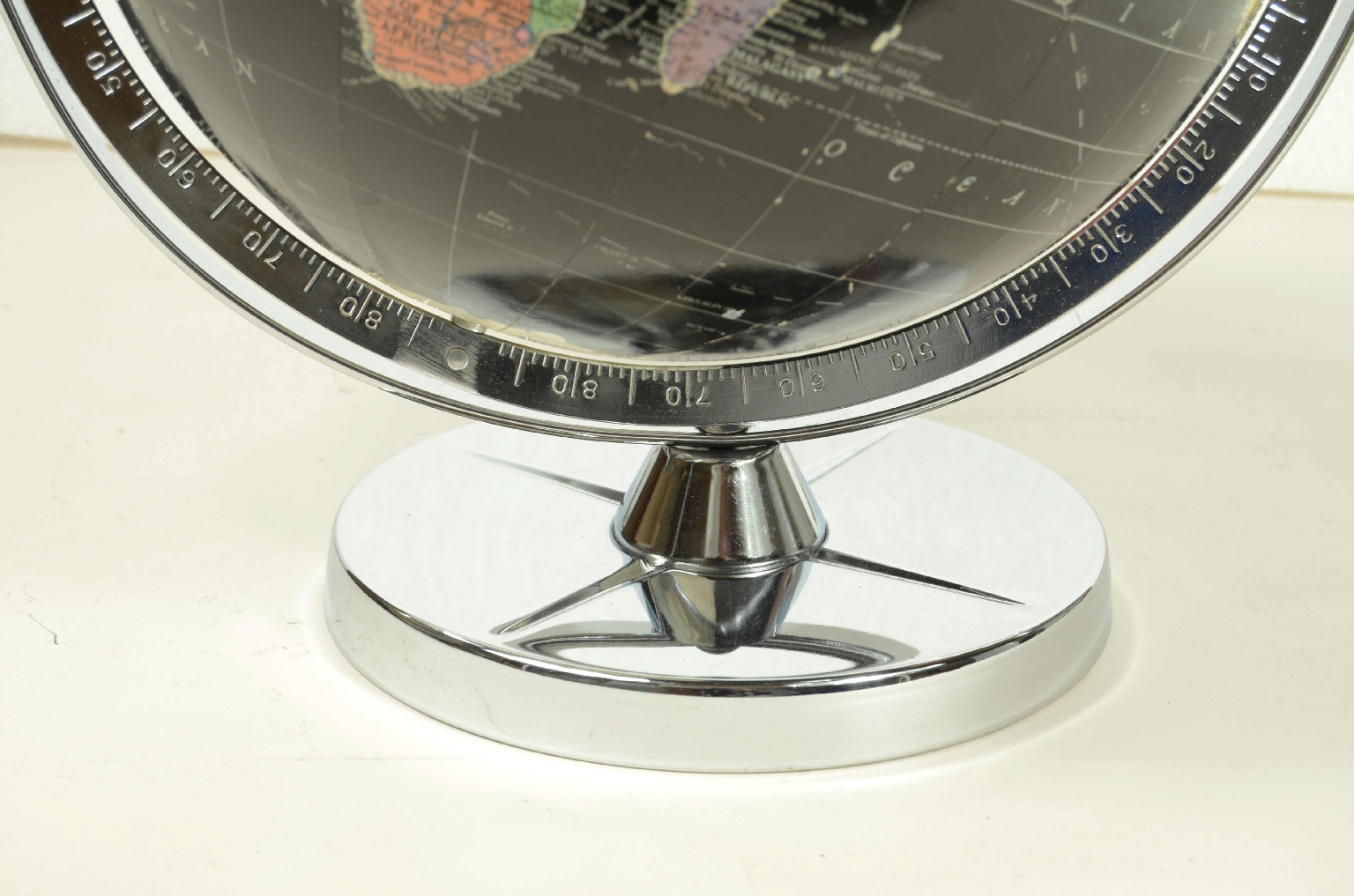 Antique globes-world maps/8148-Black Terrestrial Globe