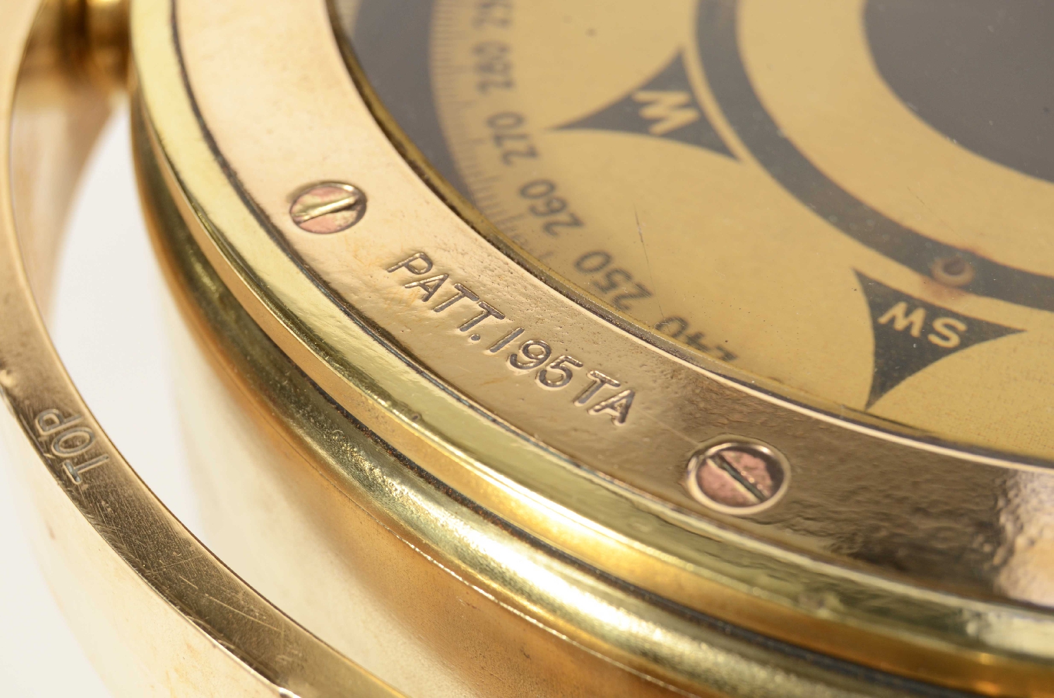 Antique compasses/8169-Large Nautical Compass