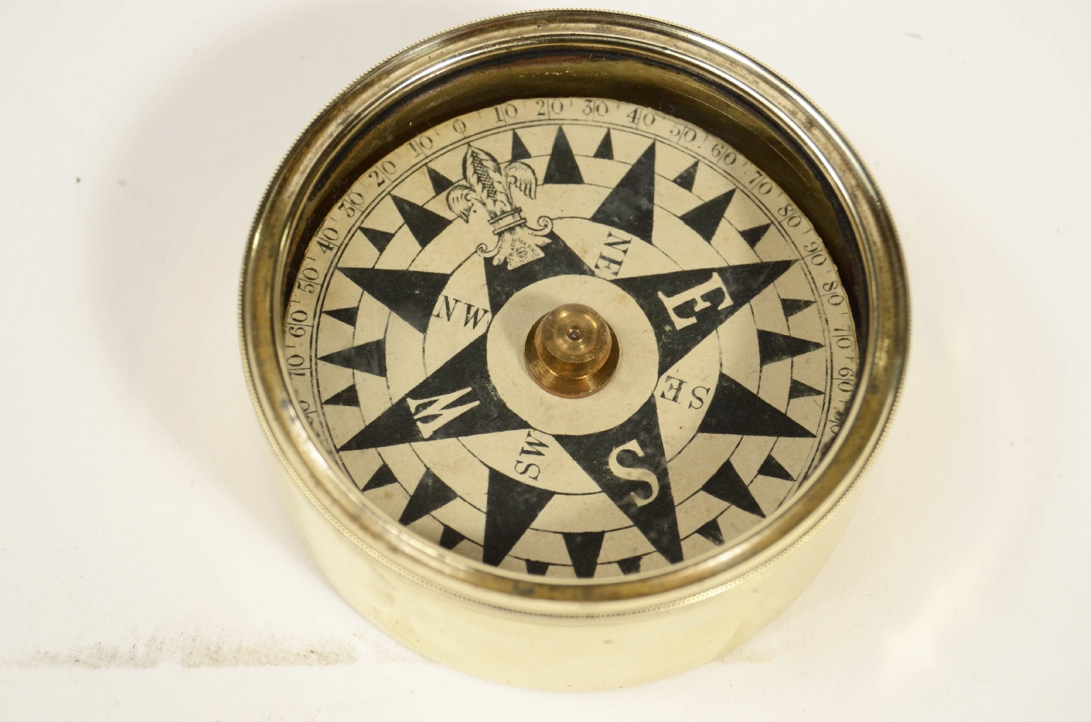 Antique compasses/8184-Small Compass