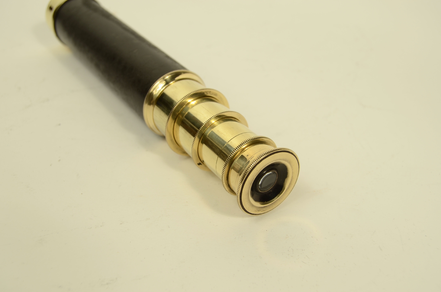 Nautical antiques/8191-Antique Telescope