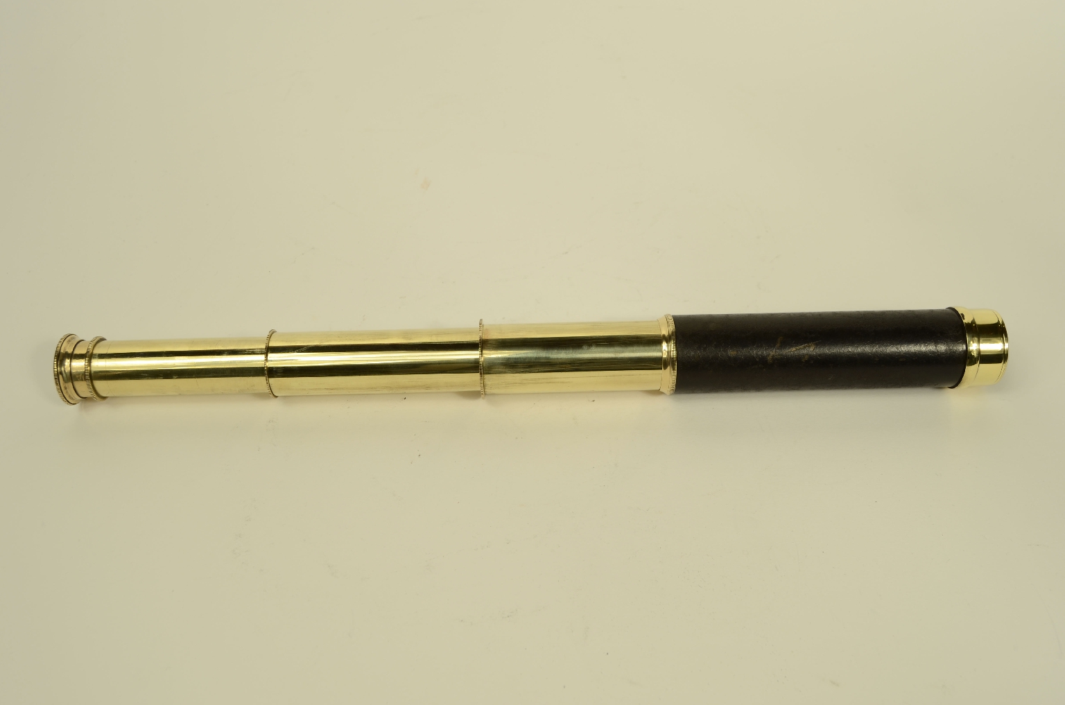 Nautical antiques/8191-Antique Telescope