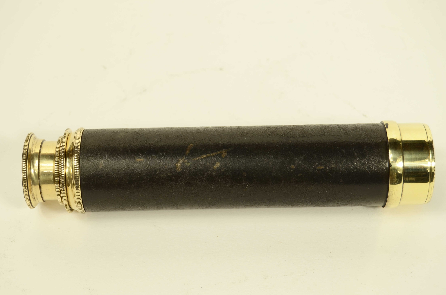 Nautical antiques/8191-Antique Telescope