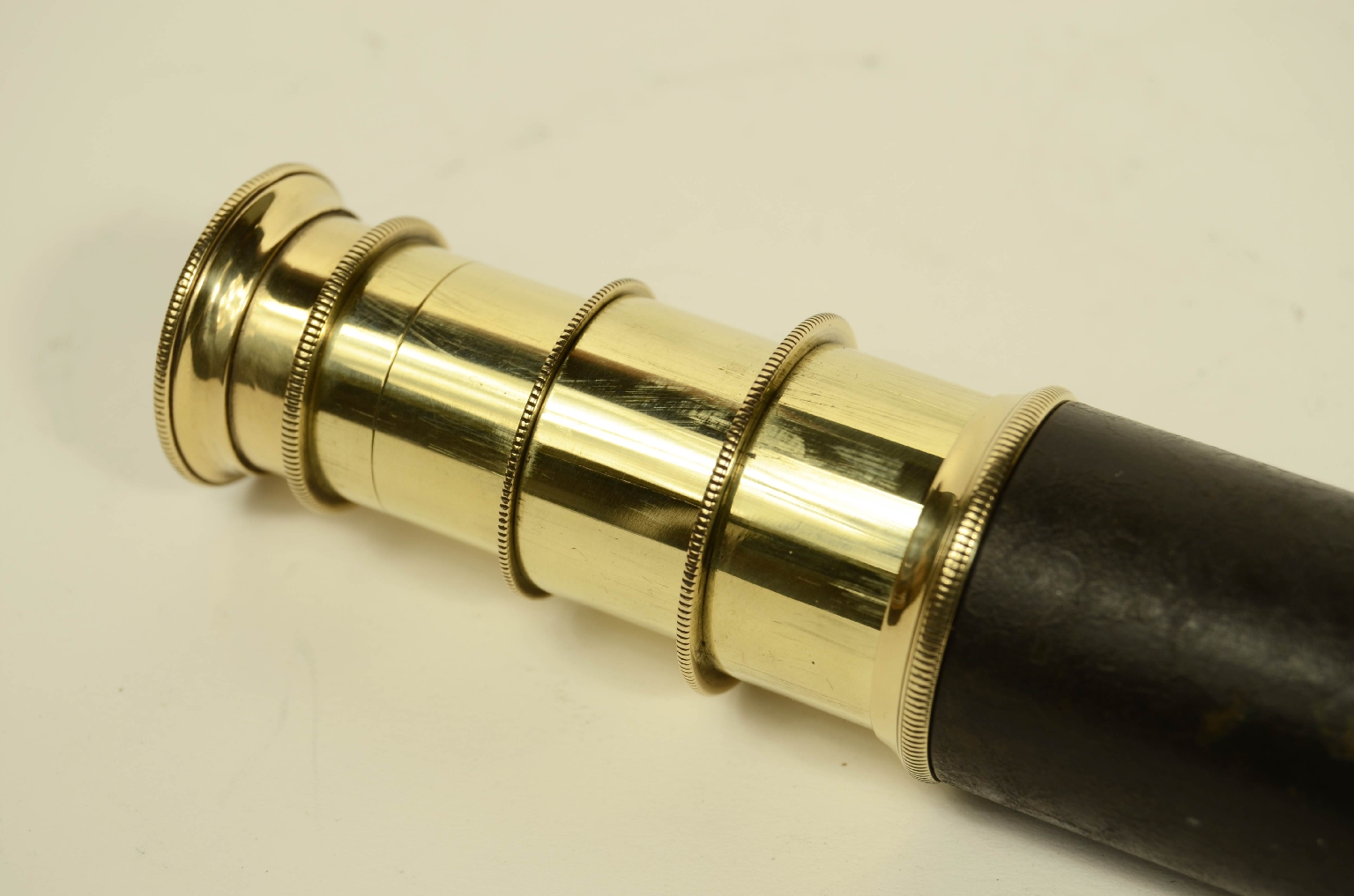 Nautical antiques/8191-Antique Telescope