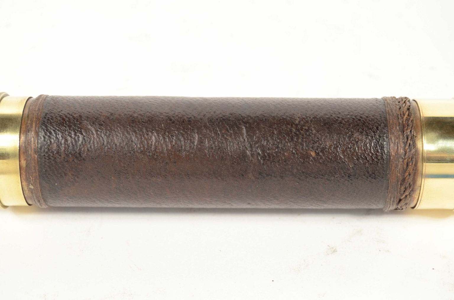 Nautical antiques/8200-Antique Telescope