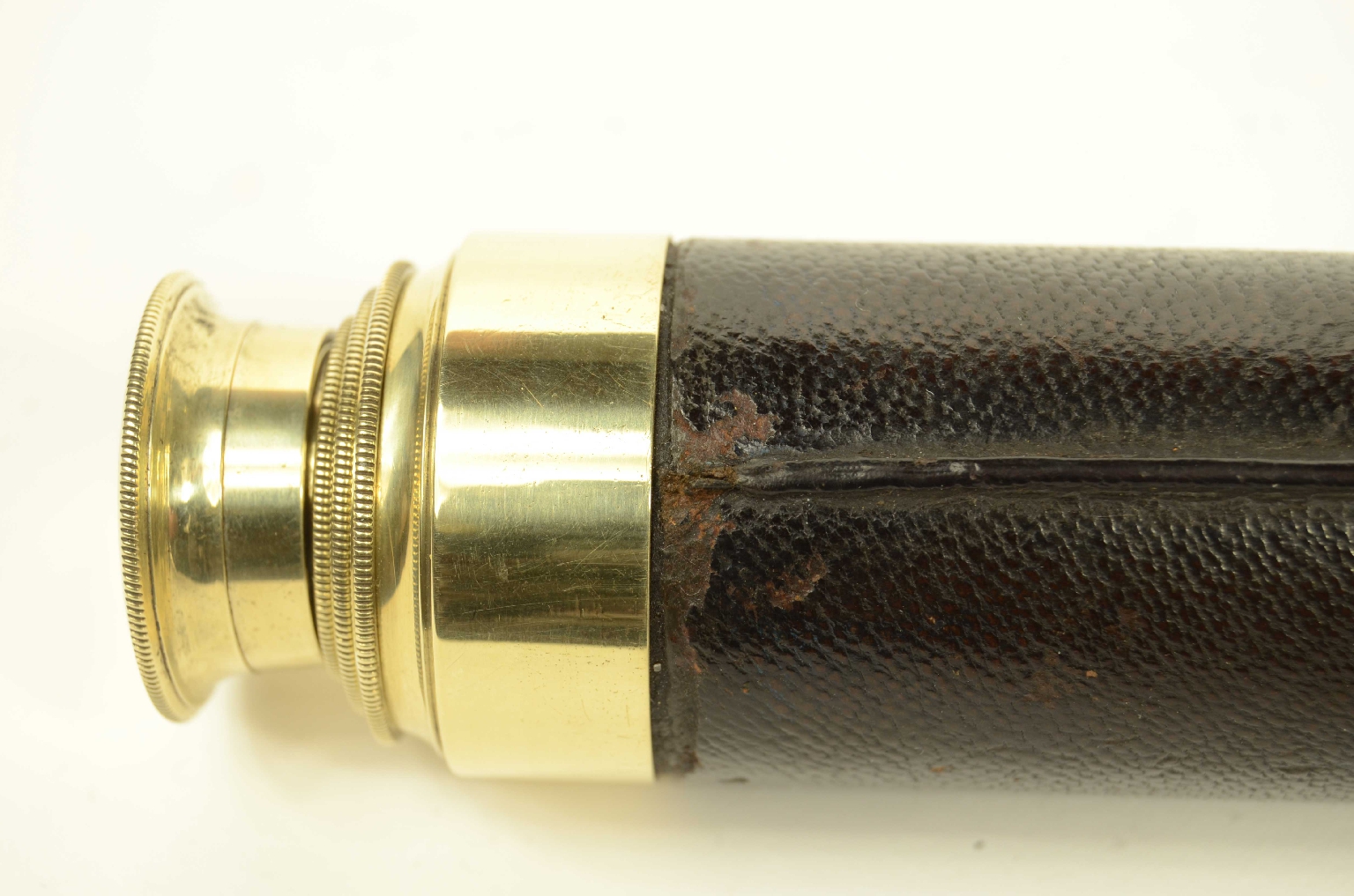 Nautical antiques/8210-Antique Telescope