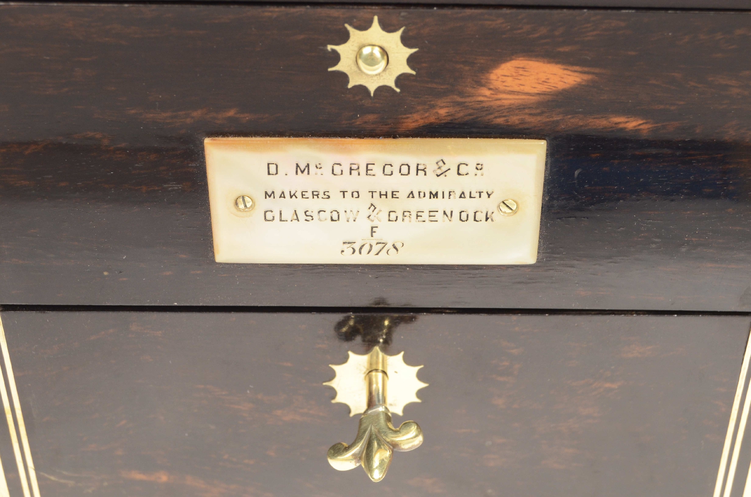 Nautical antiques/8227-