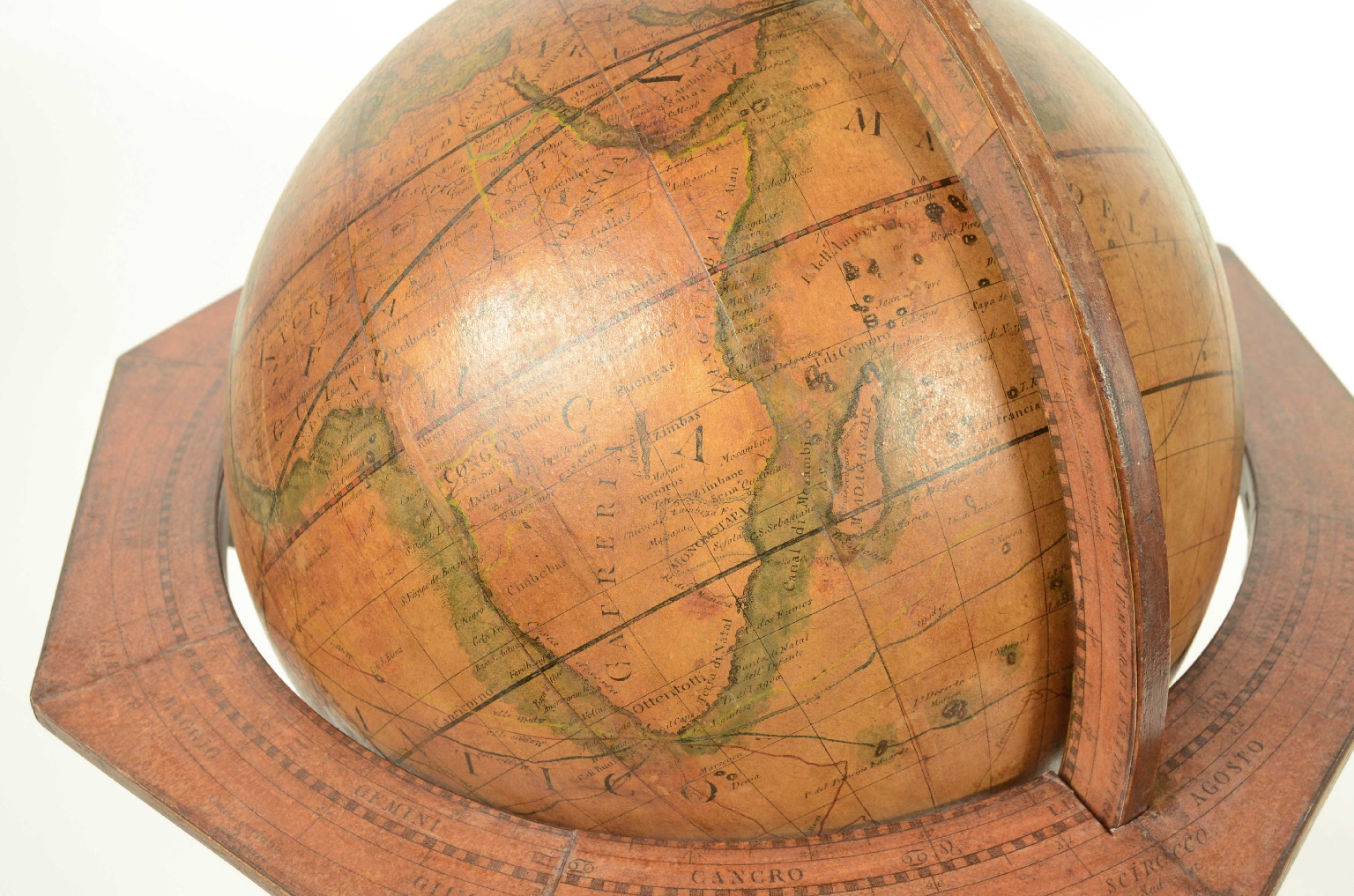 Globi-mappamondi antichi/8236a-Globo Terrestre