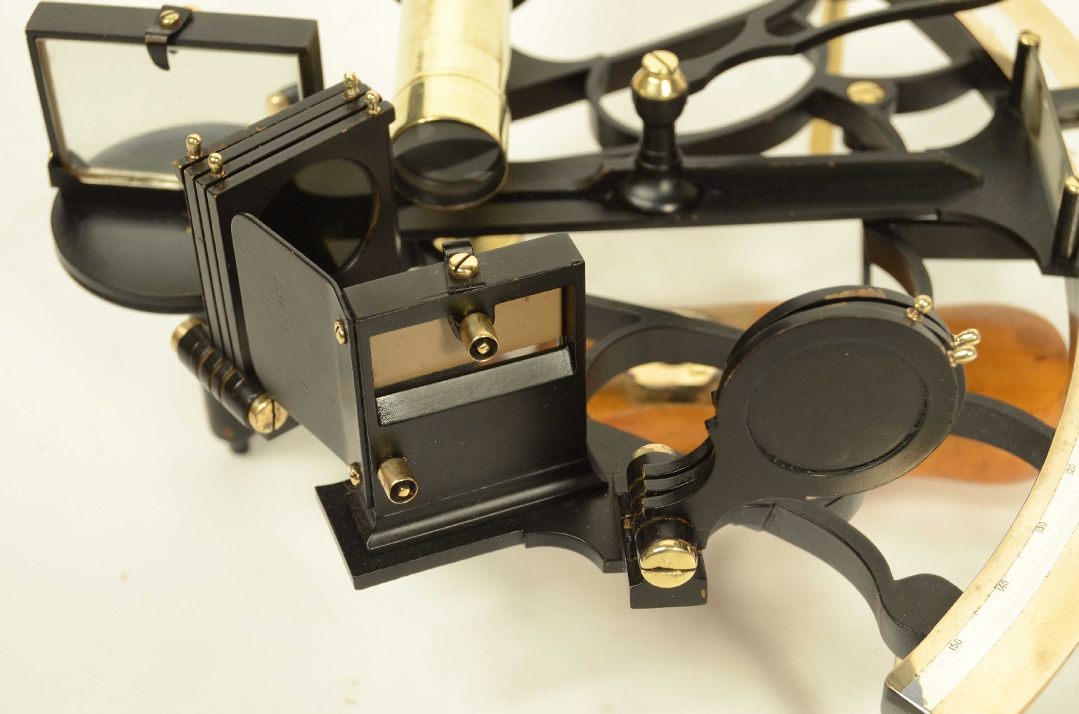 Nautical antiques/8248-Antique Sextant