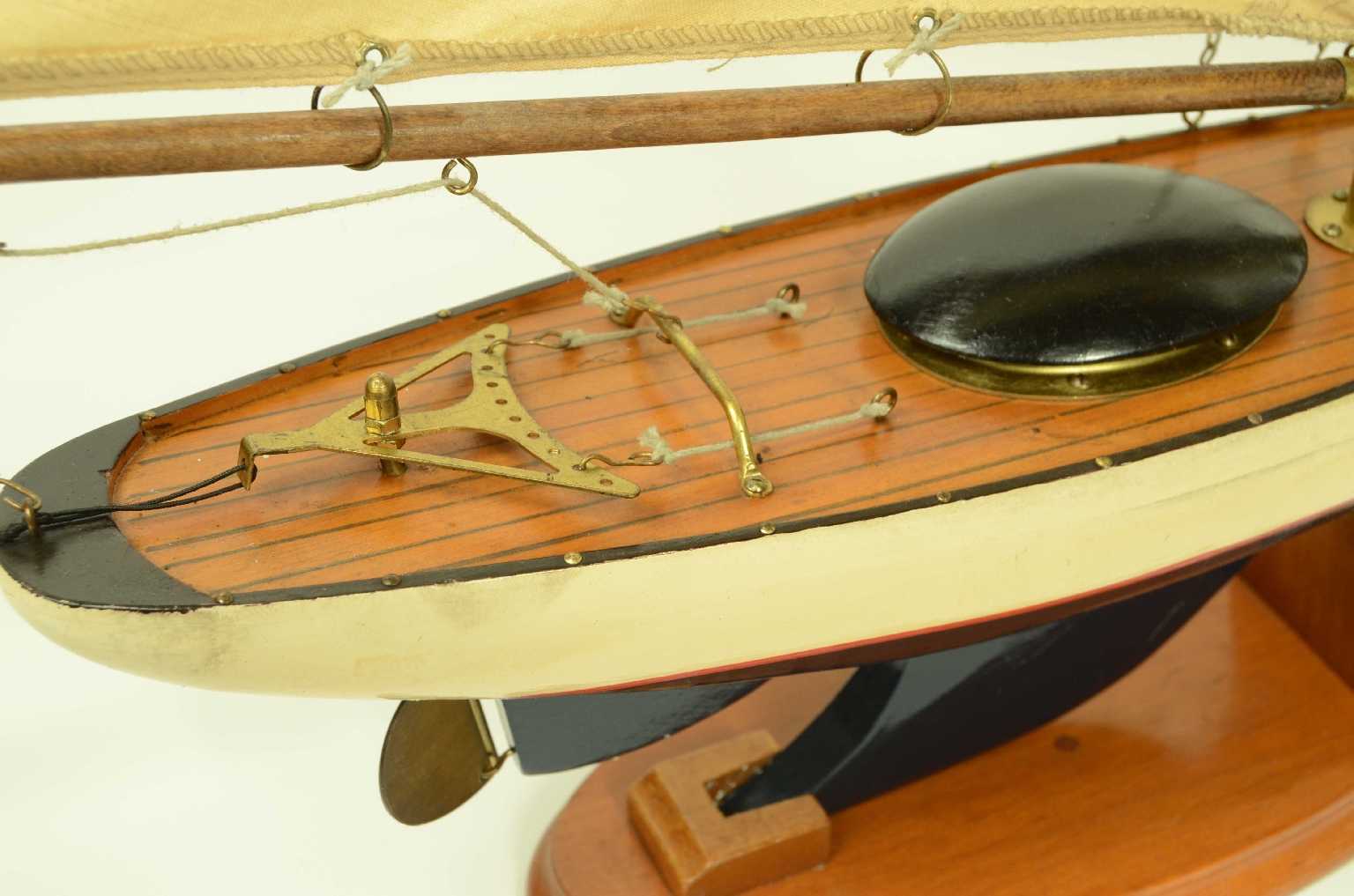 Old ship models/8298-Scale Model Sloop