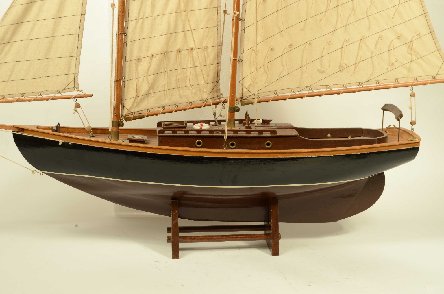 Modelli di navi d'epoca/8298a-Modellino di Schooner