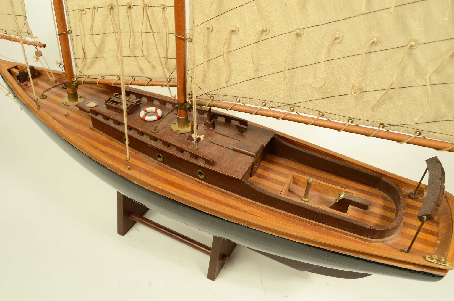 Modelli di navi d'epoca/8298a-Modellino di Schooner