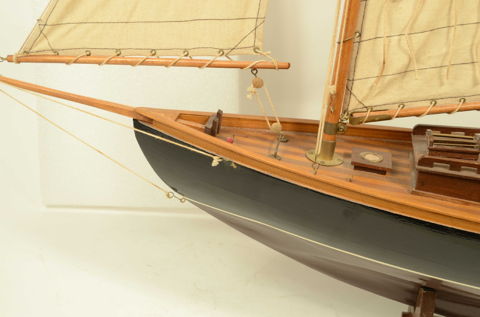 Old ship models/8298a-Schooner Model