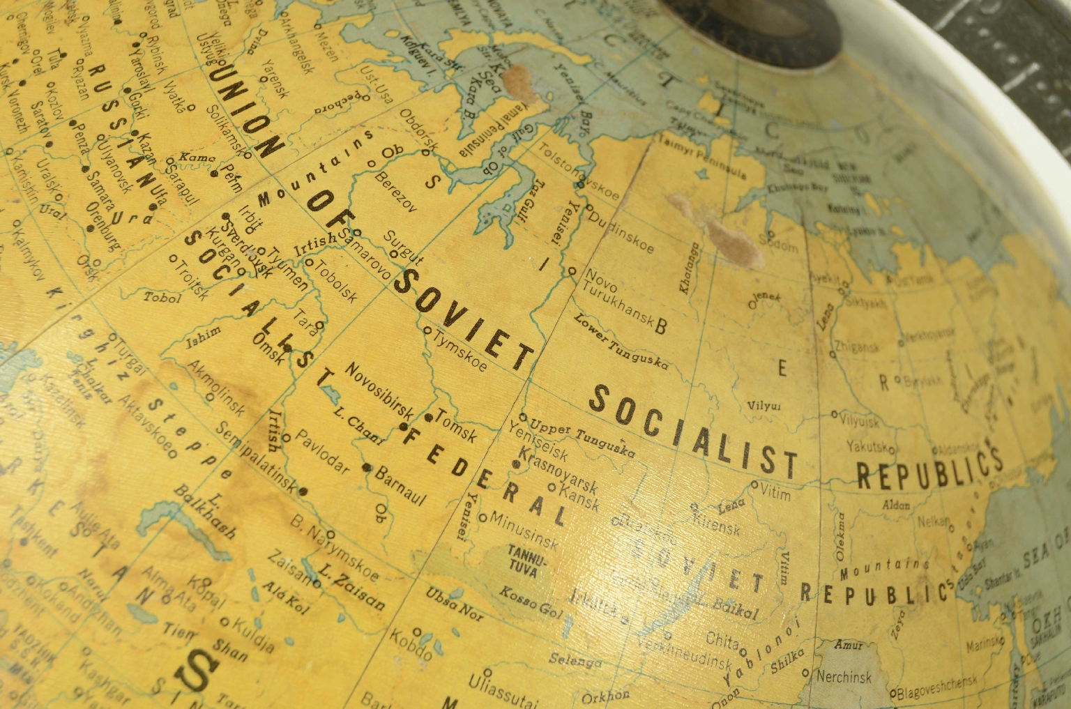 Antique globes-world maps/8333-Terrestrial Globe