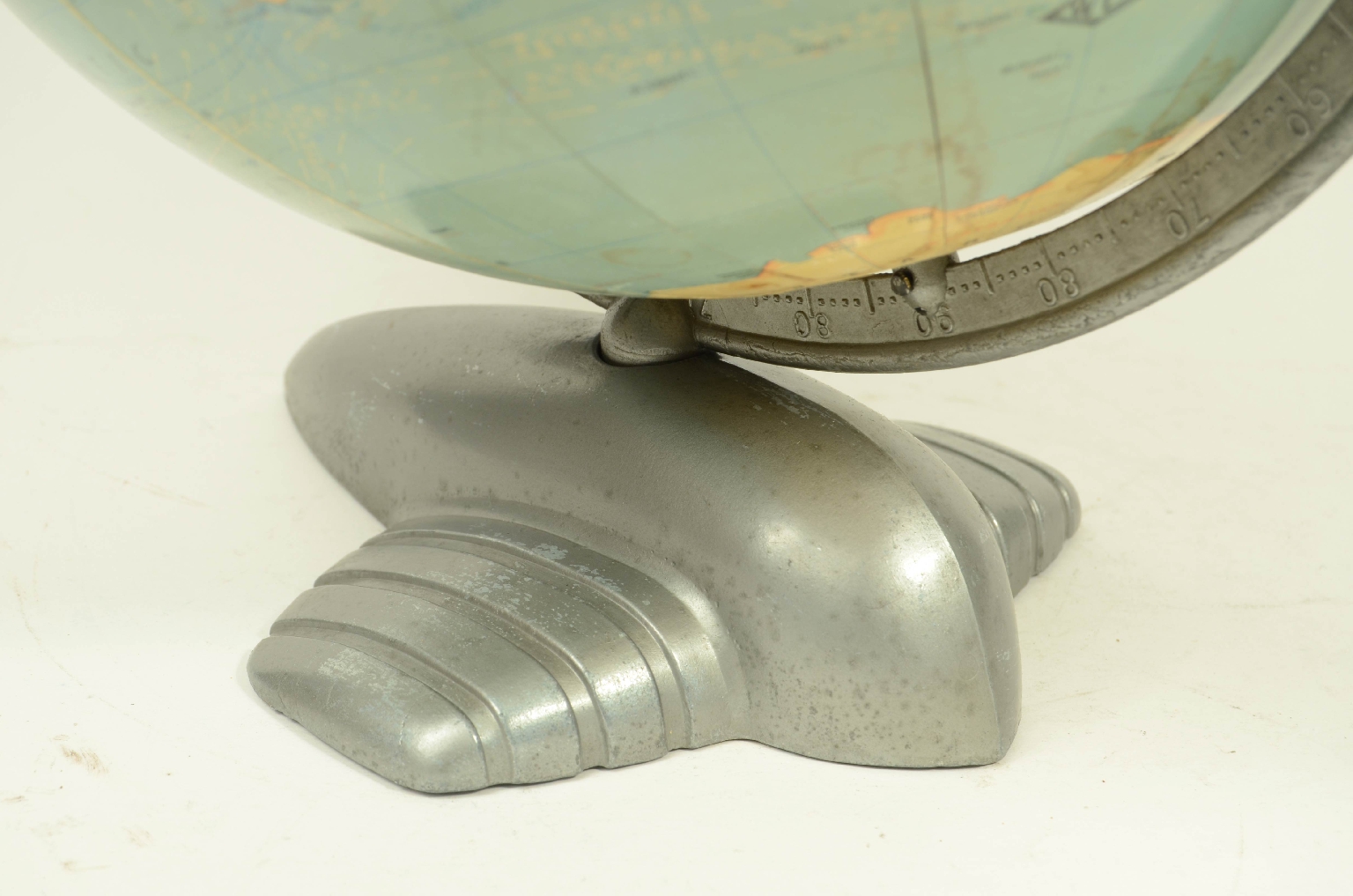 Antique globes-world maps/8333-Terrestrial Globe