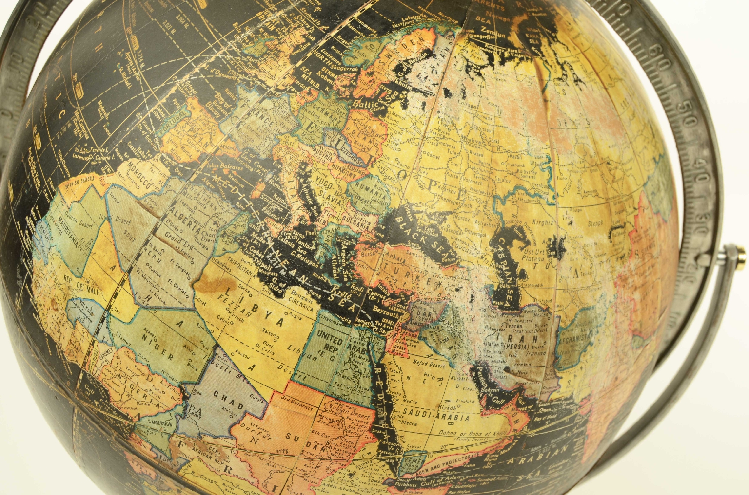 Antique globes-world maps/8334-Terrestrial Globe