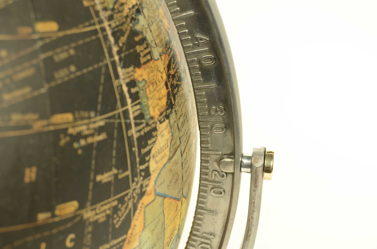 Antique globes-world maps/8334-Terrestrial Globe