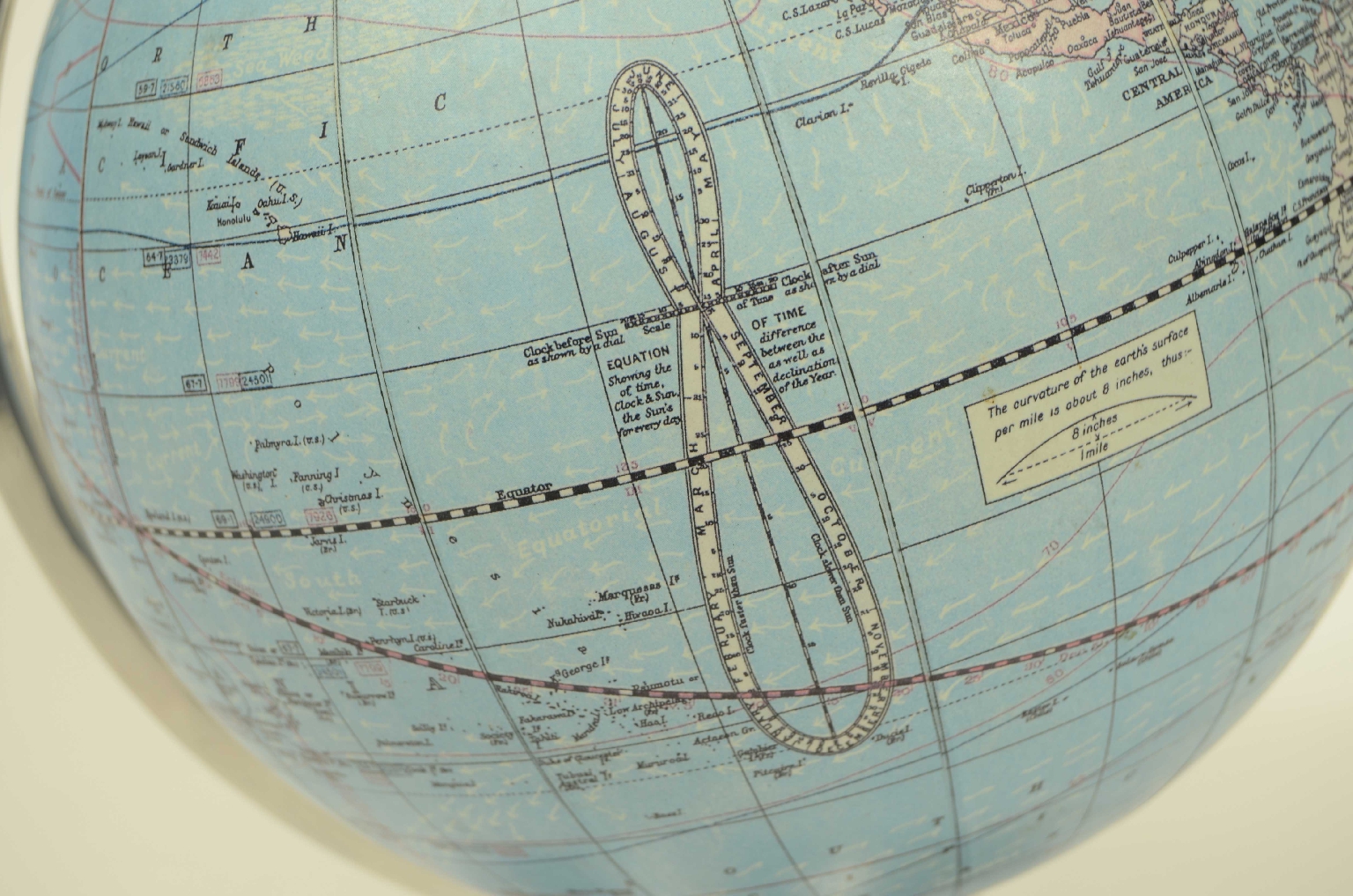 Antique globes-world maps/8338-Terrestrial Globe