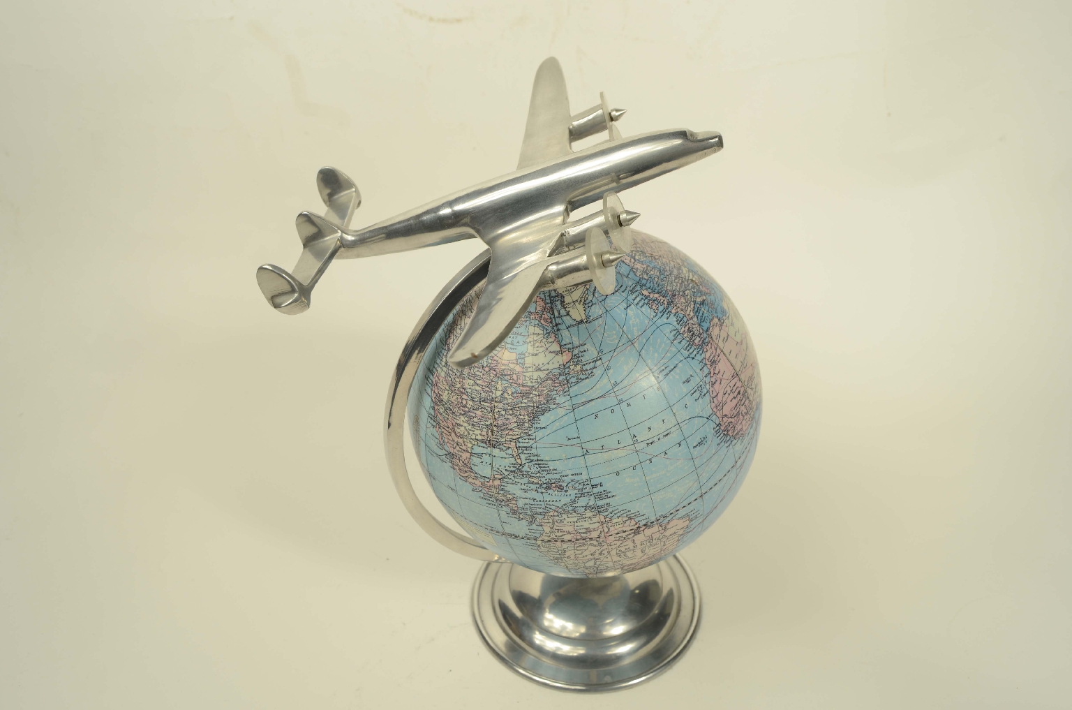 Antique globes-world maps/8338-Terrestrial Globe